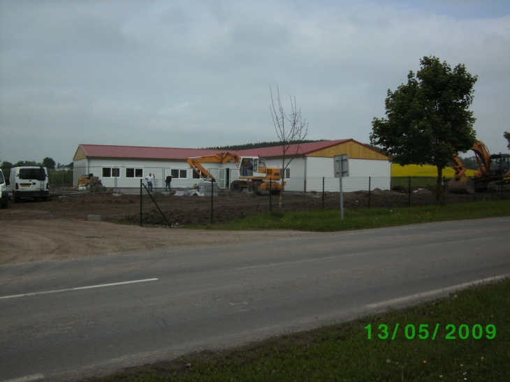 Construction d'une nouvelle école - Monneren