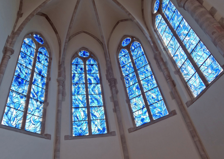 Chapelle des Cordeliers :  vitraux de Chagall - Sarrebourg