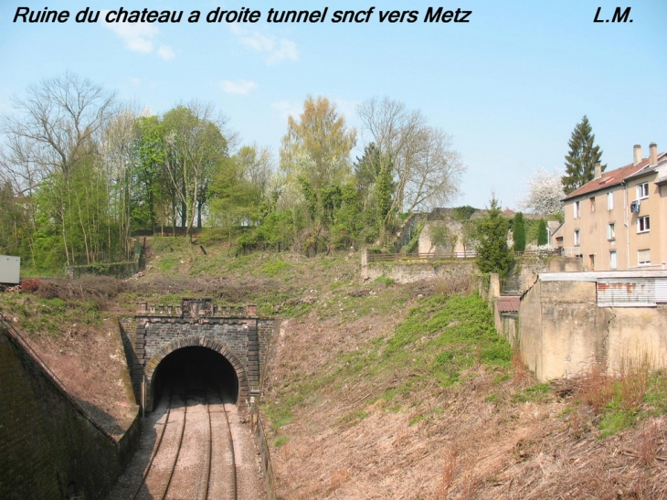 Tunnel sccf metz .Ruine chateau - Sarreguemines