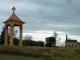 Villers l'Orme : croix de Louve et chapelle