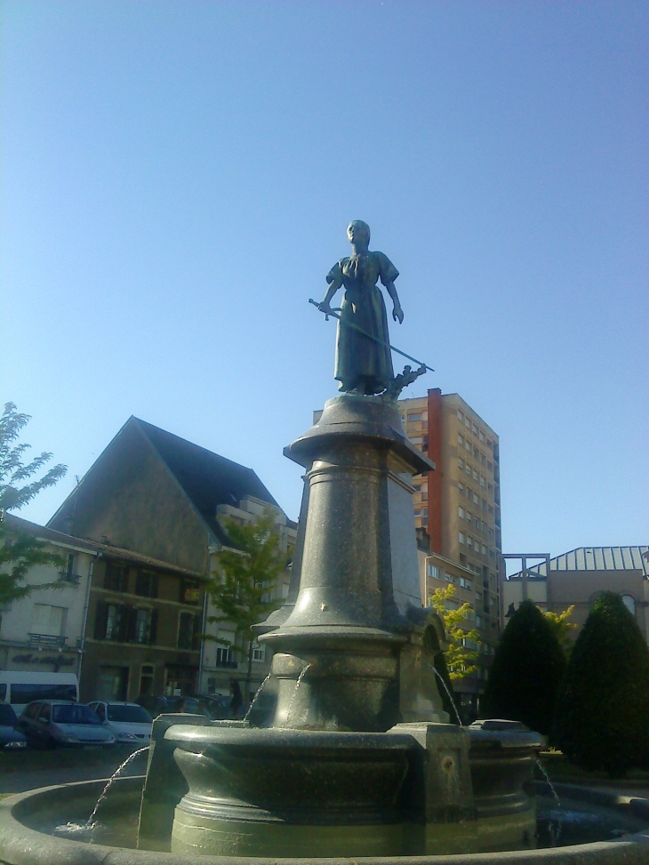 Place Jeanne d'Arc - Épinal
