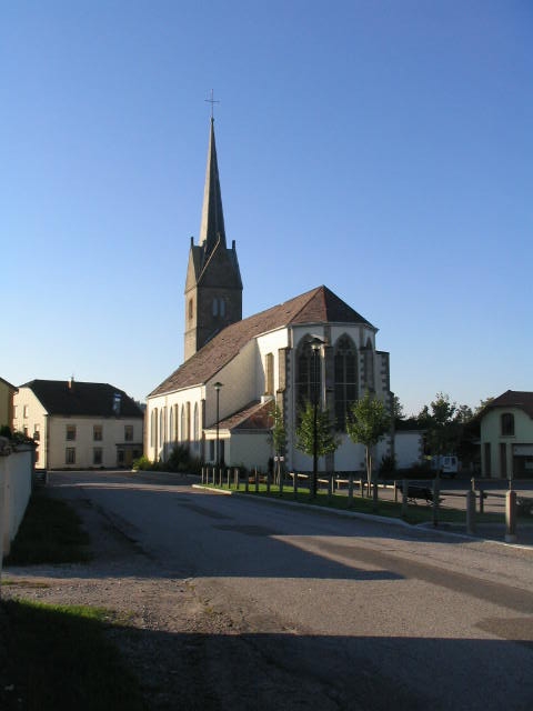 L'église au centre du village - Girmont-Val-d'Ajol