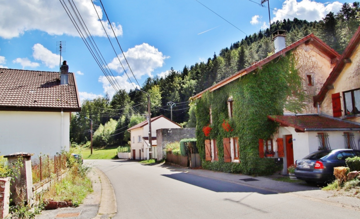 La Commune - La Neuveville-devant-Lépanges