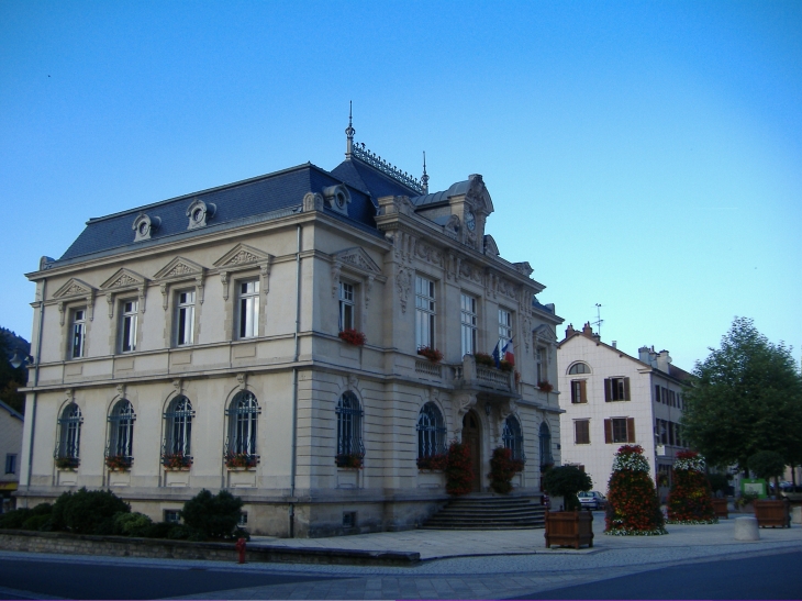 La mairie - Le Val-d'Ajol