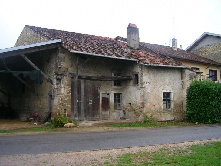 Maison Deluze (rue principale) - Morizécourt