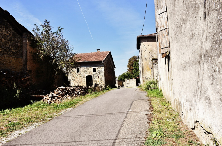 La Commune - Ville-sur-Illon