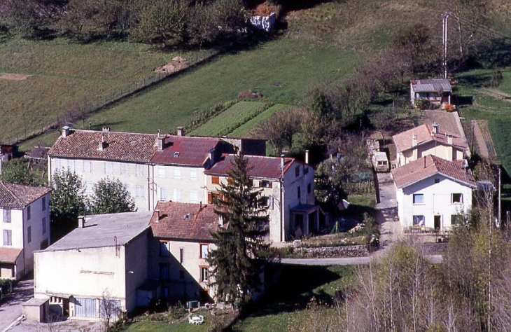 Détails - Fougax-et-Barrineuf