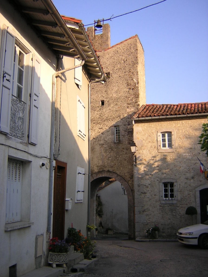 Tour de l'horloge et Mairie - Saint-Lizier