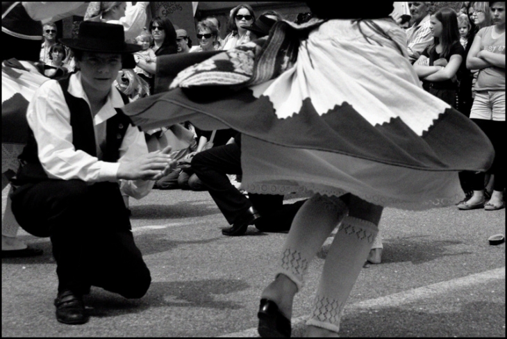 Les danses traditionnelles portugaises à la foire de Tarascon, mai 2012 - Tarascon-sur-Ariège