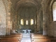 La nef vers le choeur de l'église Saint Jacques de Verlac.