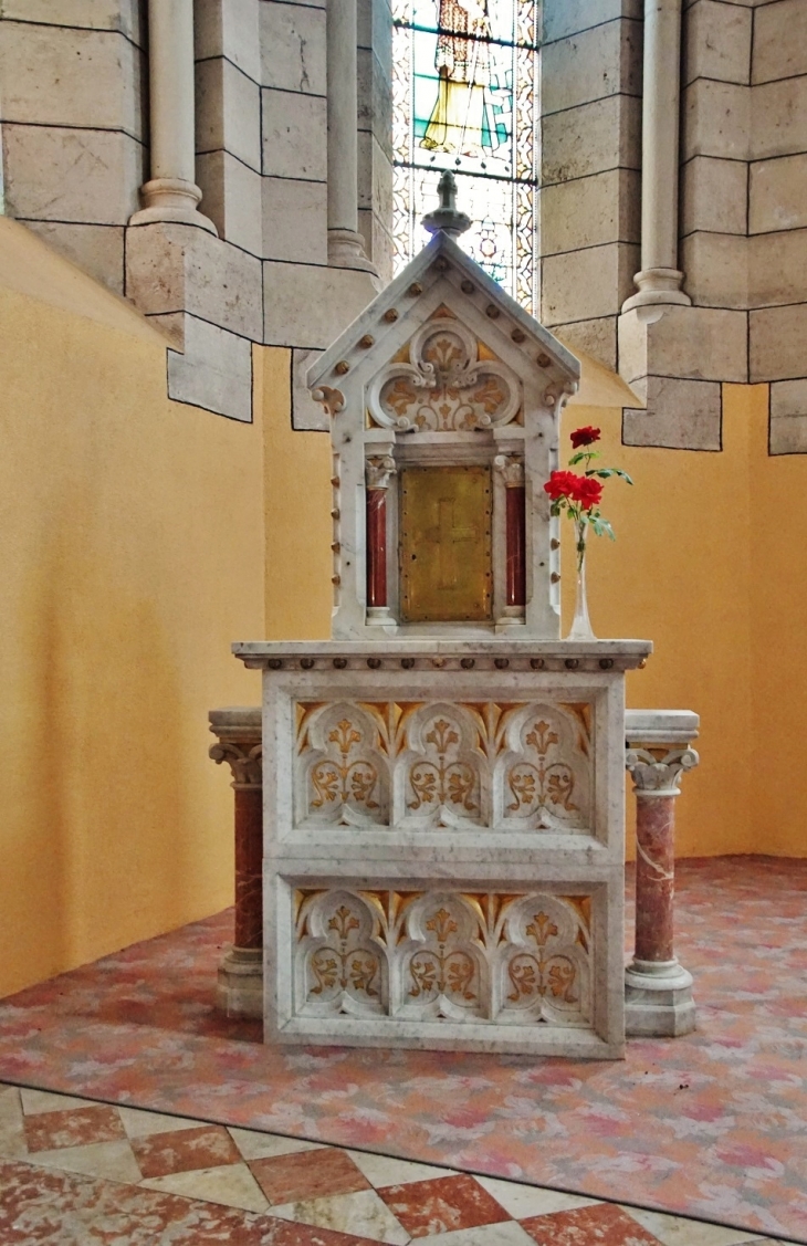 <église Sainte-Foy - Campagnac
