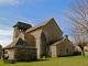 Le chevet plat de l'église Saint Pierre.