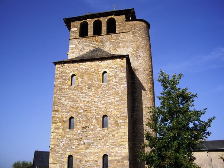 Le clocher de l'ancienne église - Coussergues