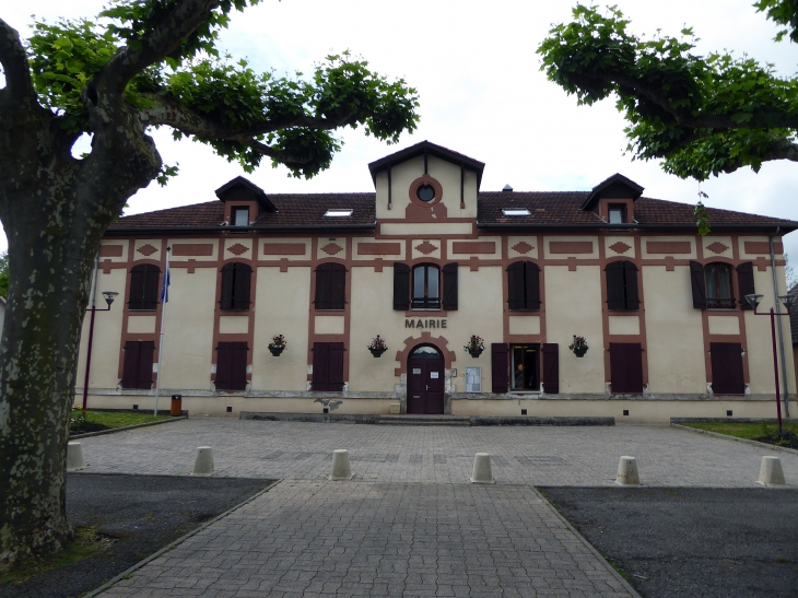 La mairie - Cransac