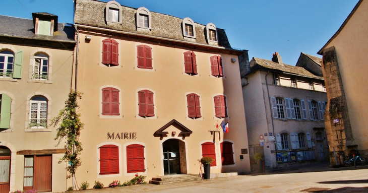 La Mairie de Ginolhac - Entraygues-sur-Truyère