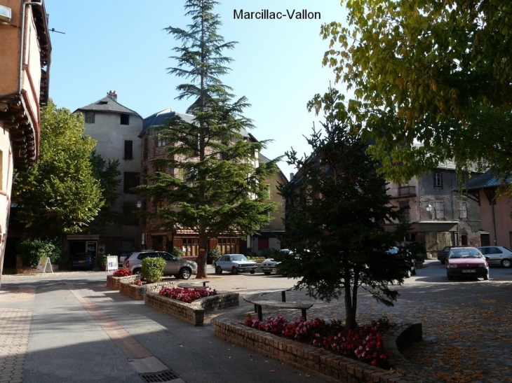 Le village - Marcillac-Vallon