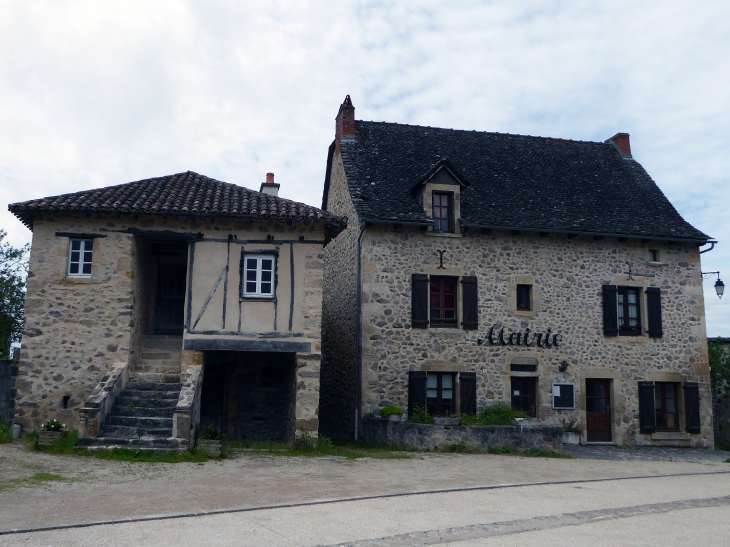 La mairie - Peyrusse-le-Roc