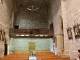 La nef vers le balcon de l'église Saint Laurent.