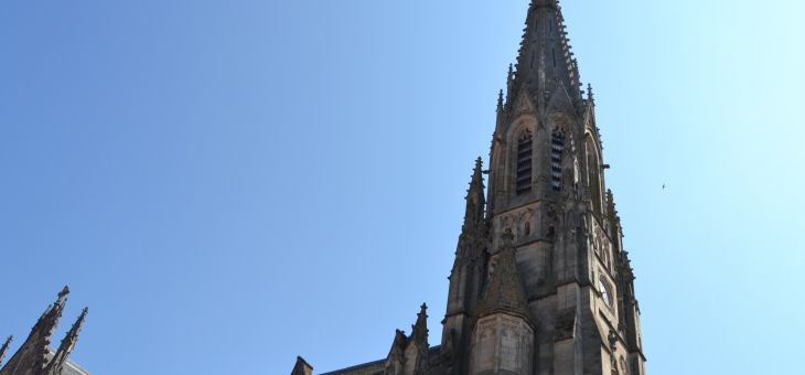 Eglise Gothique Saint'Afrique 19 Em Siècle ( clocher et sa Flèche culmine a 71 Mètres )  - Saint-Affrique