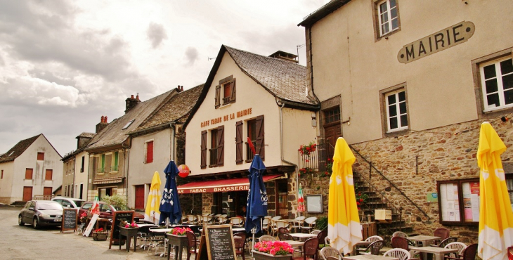 La Commune - Saint-Chély-d'Aubrac