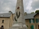 Photo suivante de Saint-Chély-d'Aubrac Le Monument aux Morts