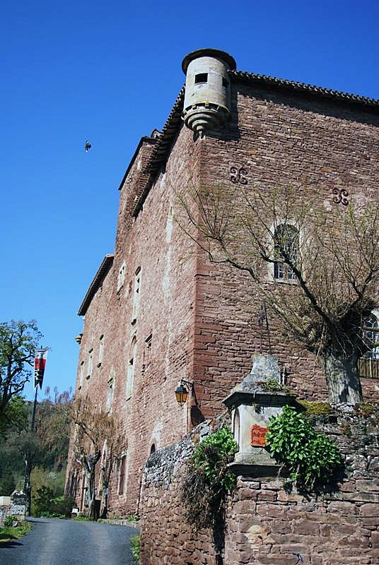 Le château - Saint-Izaire