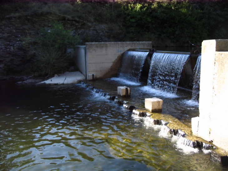 Le petit barrage  le bruel - Saint-Jean-du-Bruel