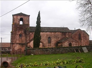 L'ancienne église de style Roman - Saint-Juéry