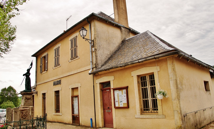 La Mairie - Saint-Saturnin-de-Lenne