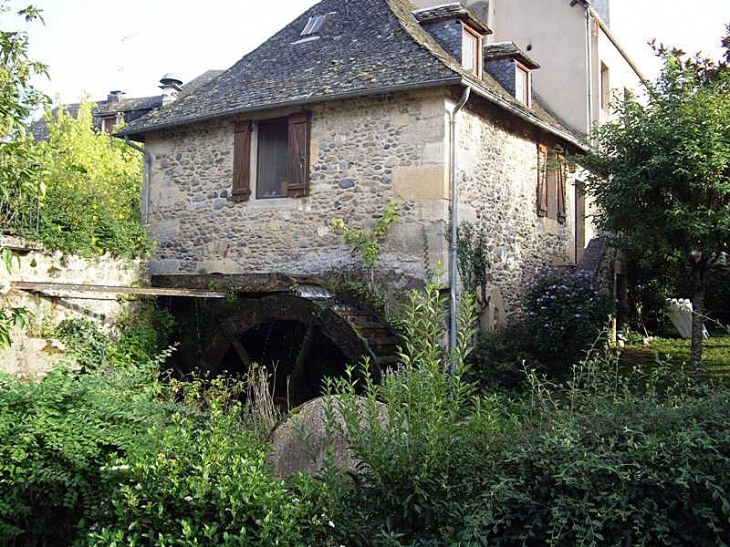 Moulin - Sainte-Eulalie-d'Olt