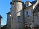 Photo suivante de Sainte-Eulalie-d'Olt Ancienne école à la tour élancée.