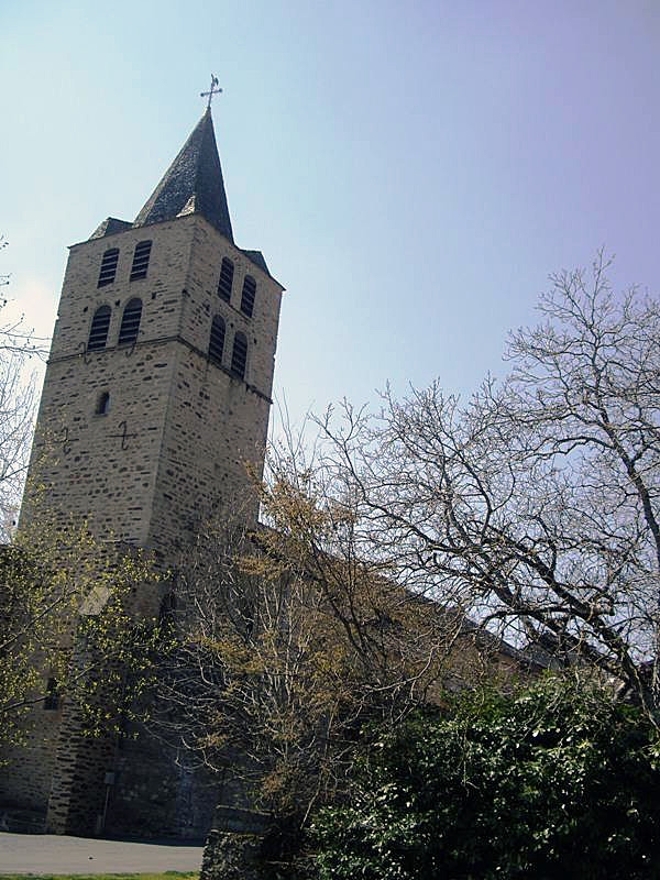 L'église - Sauveterre-de-Rouergue