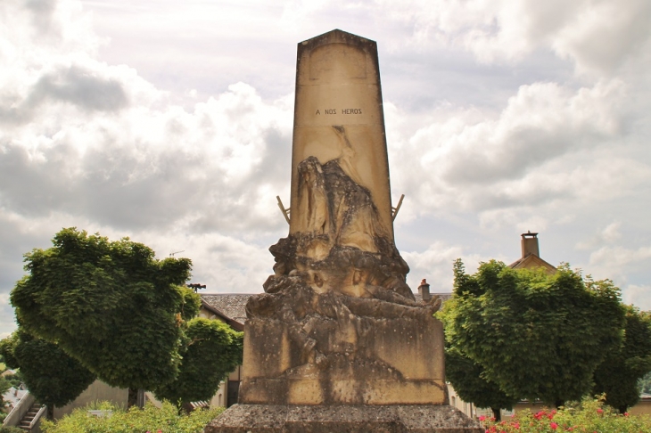 Monument-aux-Morts  - Sévérac-le-Château