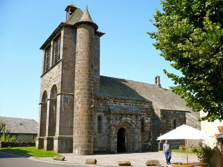 Eglise Notre-Dame remontant au XIe siècle - Thérondels