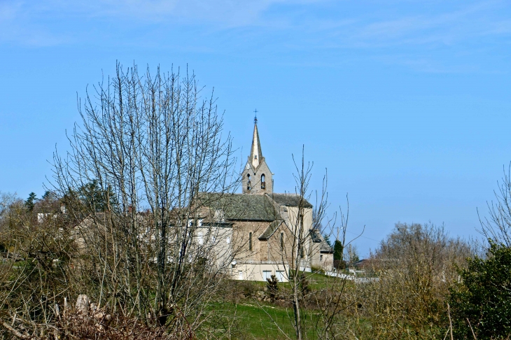 Le village de Saint Hilaire. - Trémouilles