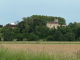 Photo suivante de Campagne-d'Armagnac le château visible de loin