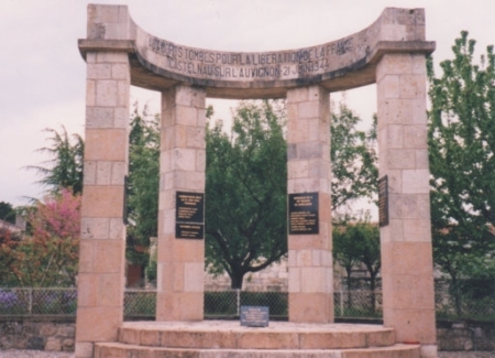 Monument en souvenir de la 35ème brigade. - Castelnau-sur-l'Auvignon