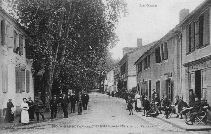 Barbotan-les-Thermes - La rue principale, début XXème (carte postale ancienne) - Cazaubon
