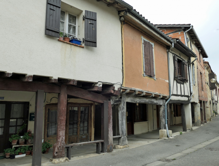Rue des Cornières - Gondrin