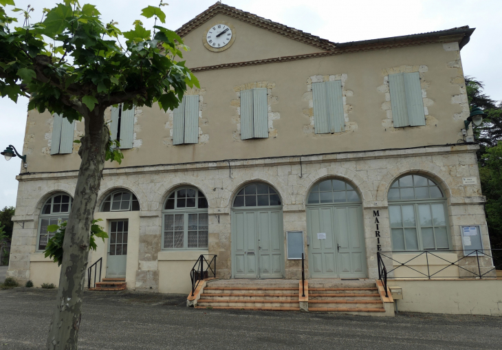 La mairie - Labarrère