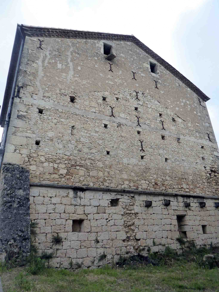 Pignon en pierres - Mauroux