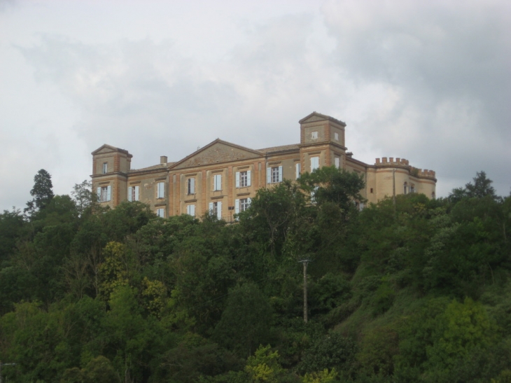 Le Château - Castelnau-d'Estrétefonds
