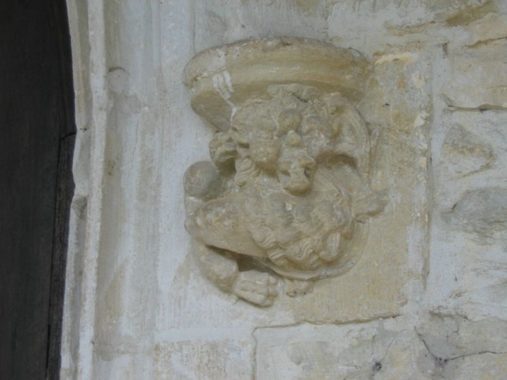 Marignac Laspeyre  : Sculpture  église - Marignac-Laspeyres