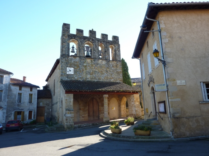 Eglise St Jean le matin - Montbrun-Bocage