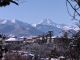 Montréjeau enneigé, en fond Pic du Midi de Bigorre