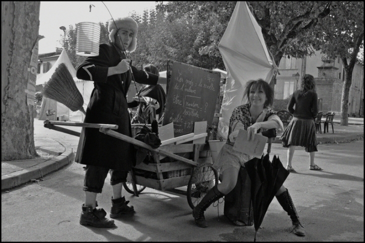 Animation de rue au Festival MéditerranéO' 2011 - Portet-sur-Garonne