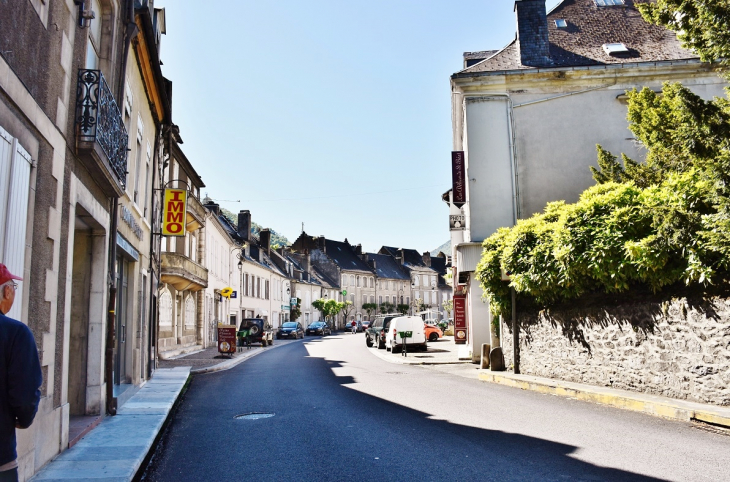 La Commune - Saint-Béat