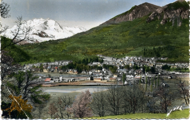 Vue générale - Le Massif du Gabizos (carte postale de 1960) - Argelès-Gazost