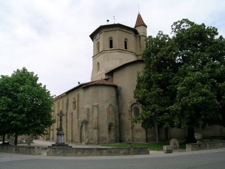 L'Eglise du XIIIe siècle, au bord de l'Adour - Maubourguet