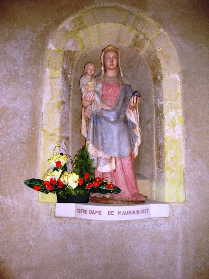 Maubourguet (65700)  l'église, statue N.D. de Maubourguet